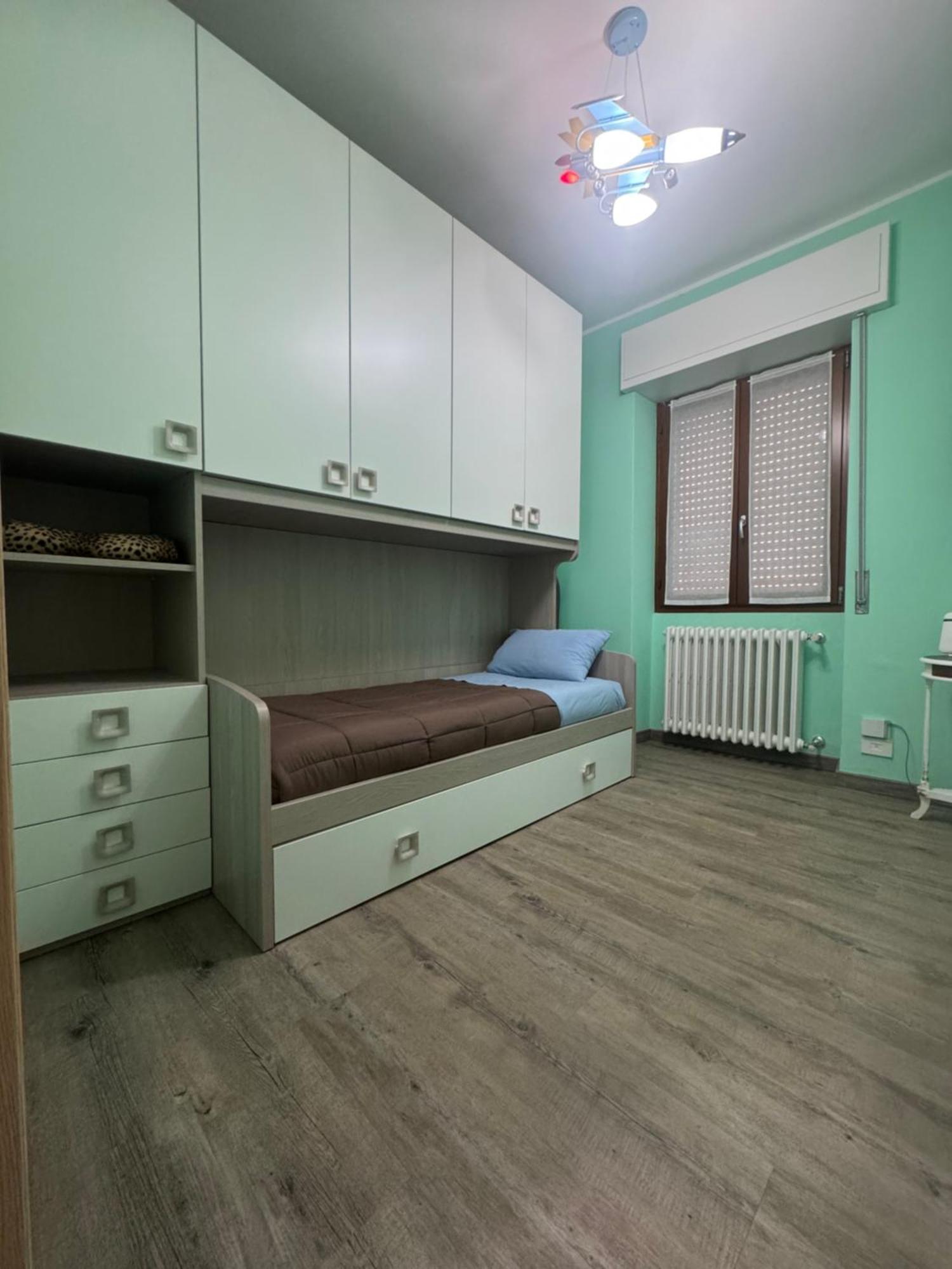 Casa Alessio - Elegante Appartamento Nel Cuore Di Cesano Maderno Exterior foto